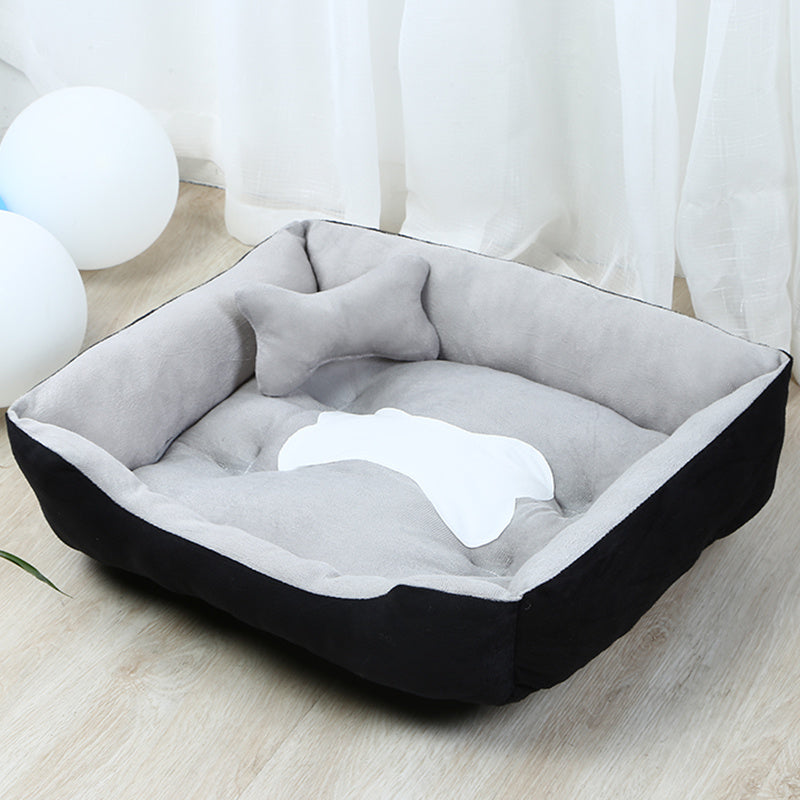 Cama larga y acolchada para perros
