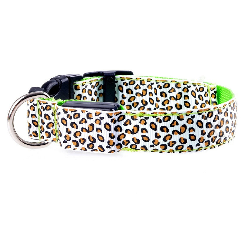Collar de perro LED Seguridad Collar de mascota de leopardo de nailon ajustable