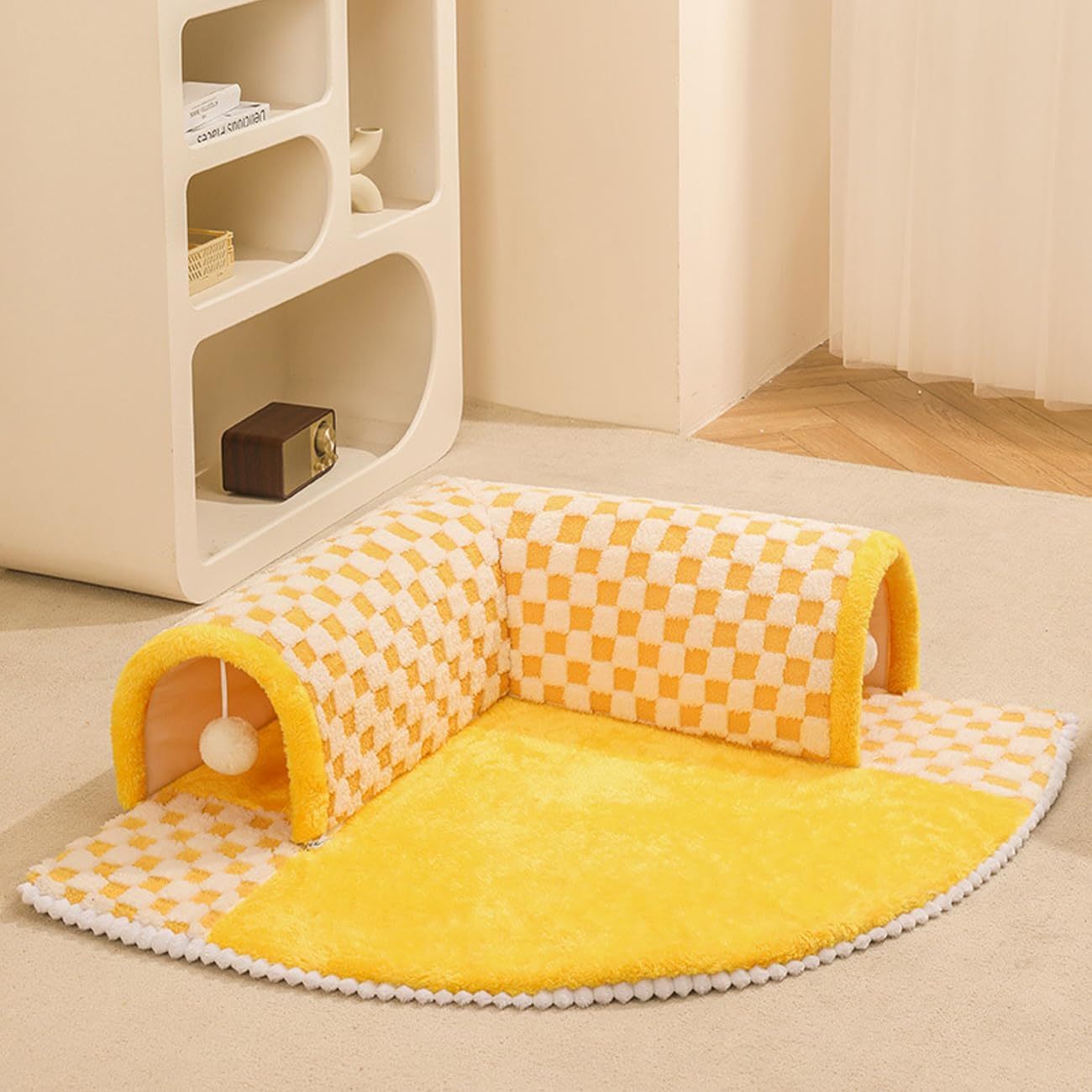 Cama túnel 2 en 1 para perros y gatos – Diseño divertido en forma de abanico, peluche suave y estampado a cuadros