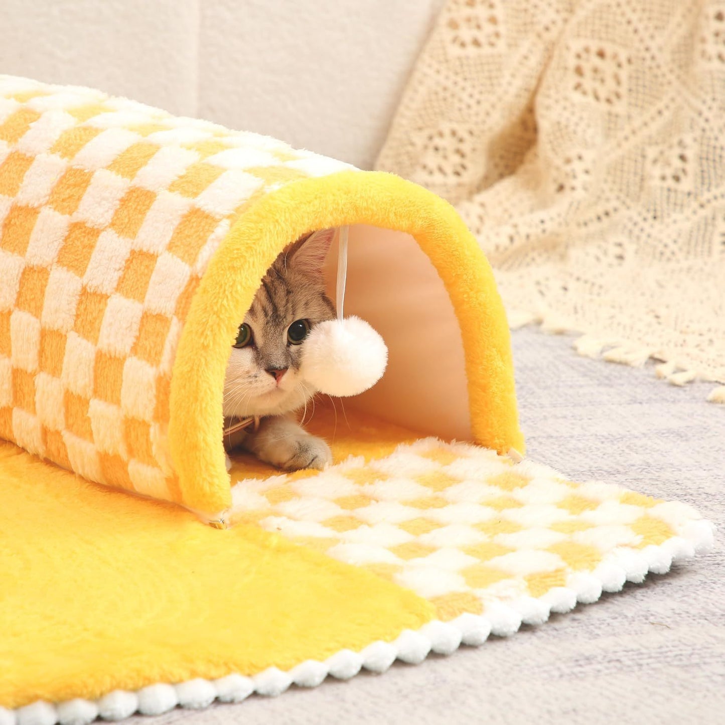 Cama túnel 2 en 1 para perros y gatos – Diseño divertido en forma de abanico, peluche suave y estampado a cuadros